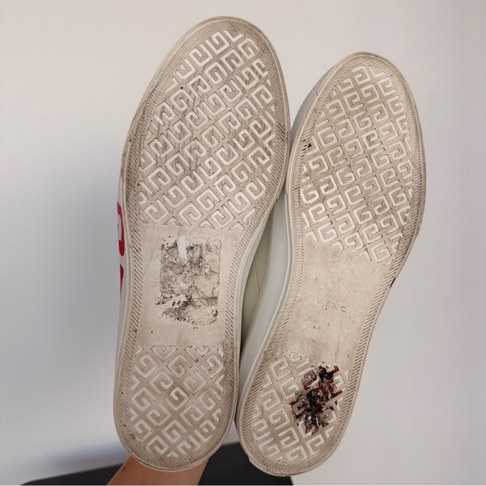 Givenchy Cream Leather Sneakers with Red Logo - Picture 7 of 7